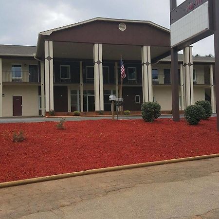 Econo Lodge Forest City Exterior photo